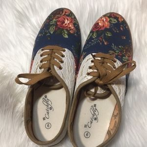 Catchfly Lace Up Canvas Shoe